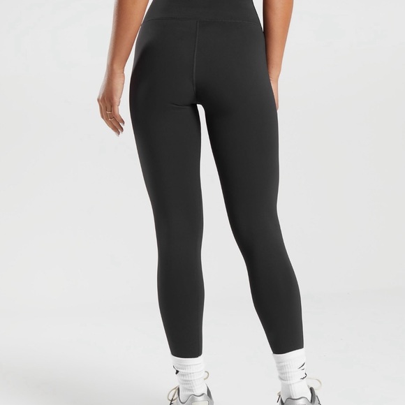 GYMSHARK ELEVATE LEGGINGS - Picture 2 of 5